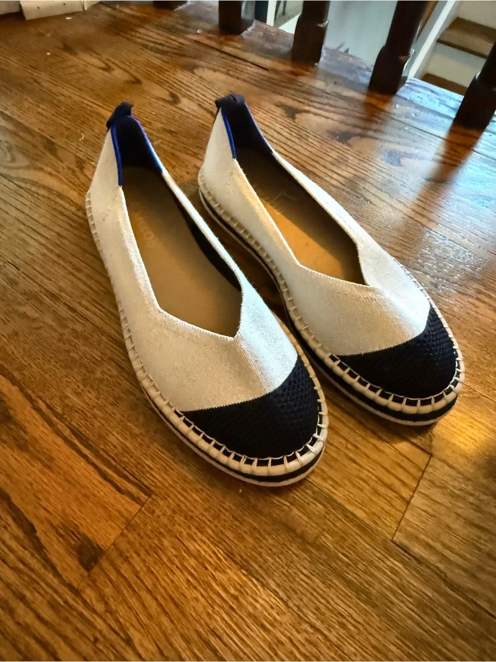 ROTHY’S Womens Two-Tone Canvas Espadrille Flats - White & Black